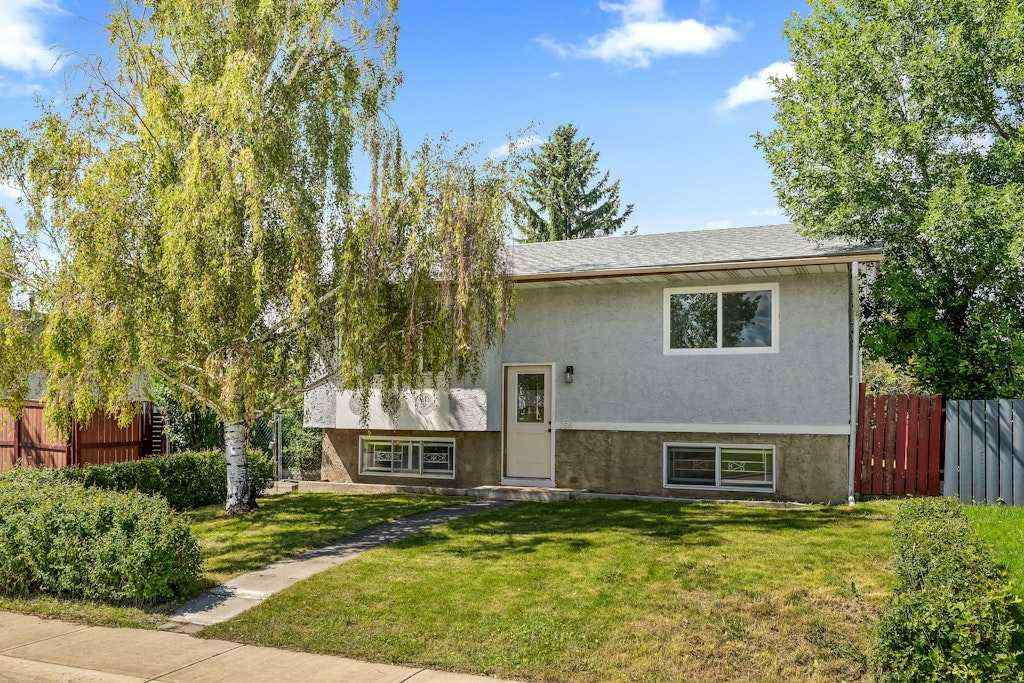 MLS® A2248194 - 856 Rundlecairn Way NE in Rundle Calgary, Residential