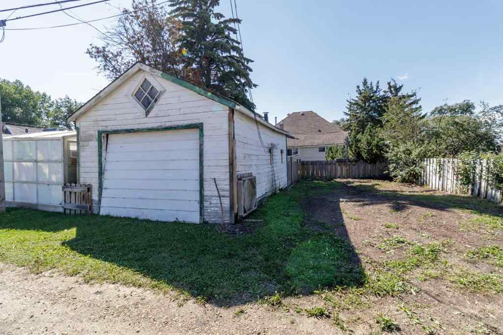 MLS® A2248198 - 1321 Flemming Avenue  in Park Place Penhold, Residential