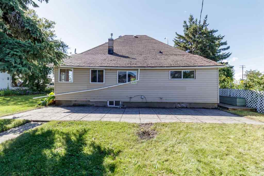 MLS® A2248198 - 1321 Flemming Avenue  in Park Place Penhold, Residential
