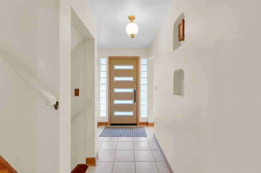 MLS® A2248202 - 1213 20 Street NW in Hounsfield Heights/Briar Hill Calgary, Residential