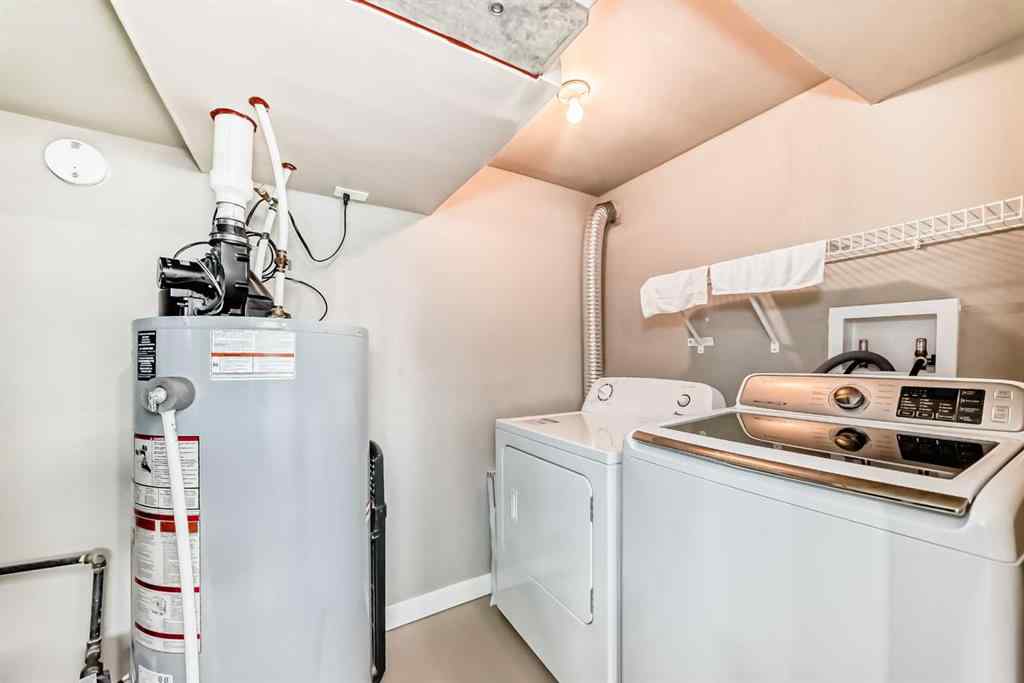 MLS® A2248206 - 7515 5 Street SW in Kingsland Calgary, Residential