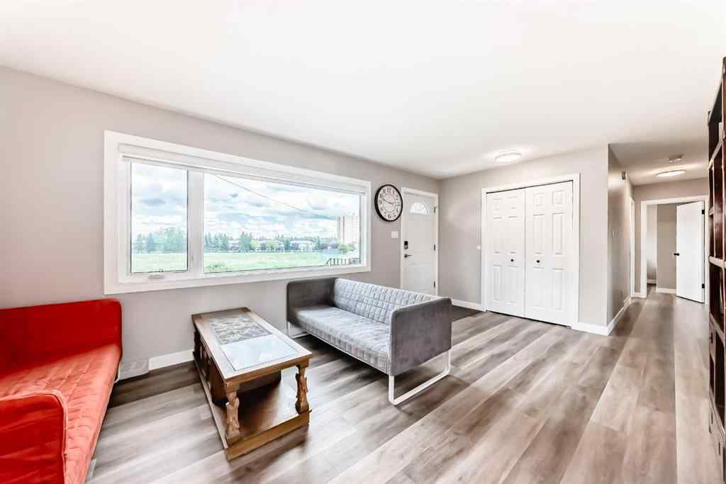 MLS® A2248206 - 7515 5 Street SW in Kingsland Calgary, Residential