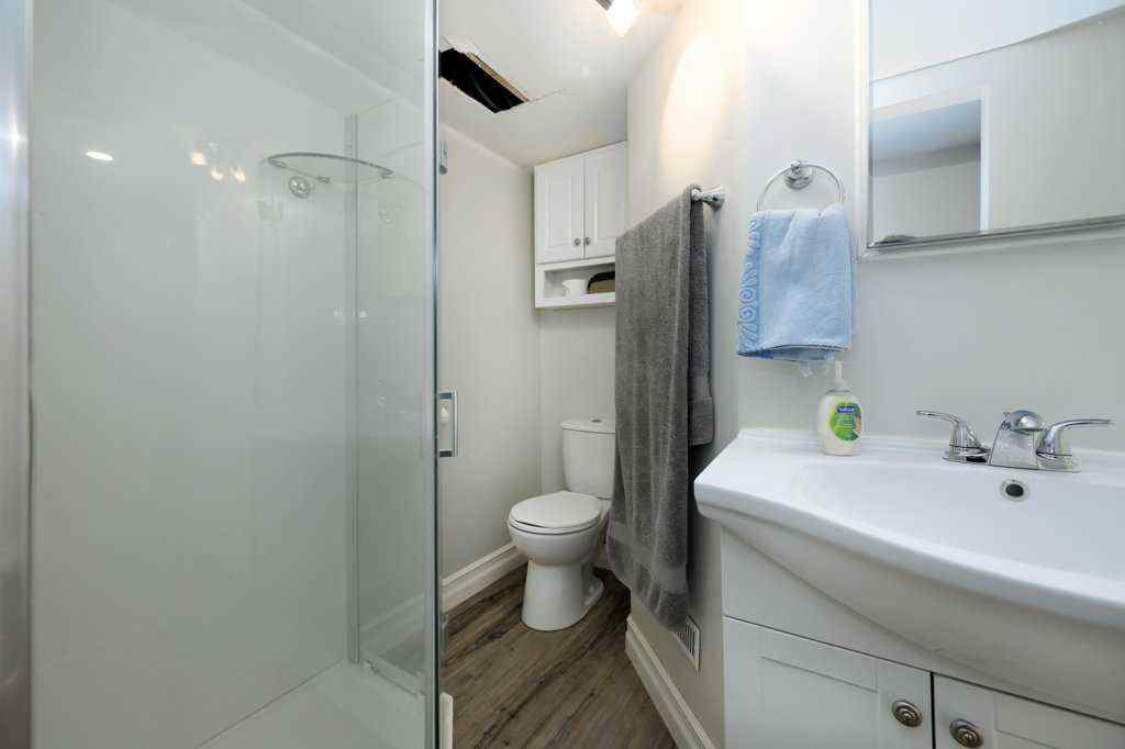 MLS® A2248210 - 5238 52 Street  in Downtown Lacombe Lacombe, Residential