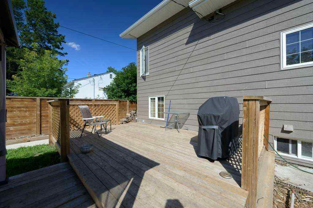 MLS® A2248210 - 5238 52 Street  in Downtown Lacombe Lacombe, Residential