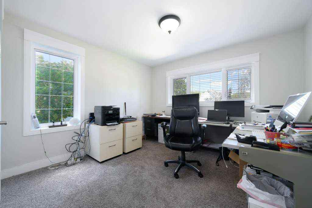 MLS® A2248210 - 5238 52 Street  in Downtown Lacombe Lacombe, Residential