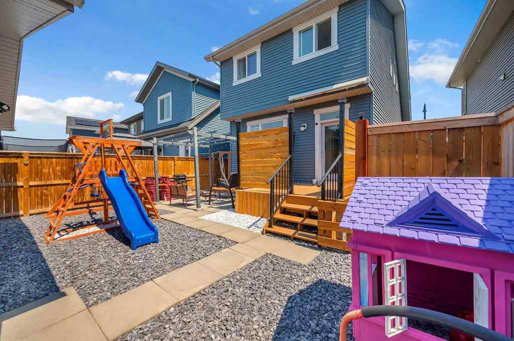 MLS® A2248211 - 239 Sundown Road  in Sunset Ridge Cochrane, Residential