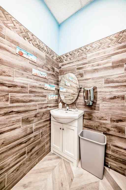 MLS® A2248212 - Unit #Unit 915 11501 Buffalo Run Boulevard SW in NONE Calgary, Commercial