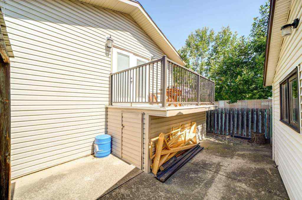 MLS® A2248220 - 615 19 Street N in Westminster Lethbridge, Residential
