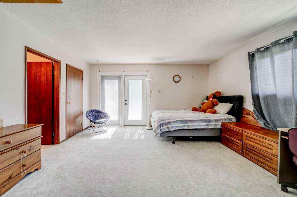 MLS® A2248220 - 615 19 Street N in Westminster Lethbridge, Residential