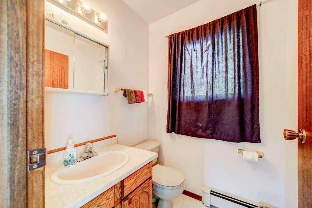 MLS® A2248220 - 615 19 Street N in Westminster Lethbridge, Residential