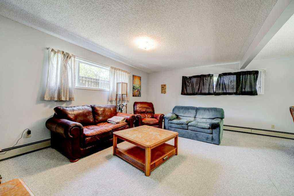 MLS® A2248220 - 615 19 Street N in Westminster Lethbridge, Residential