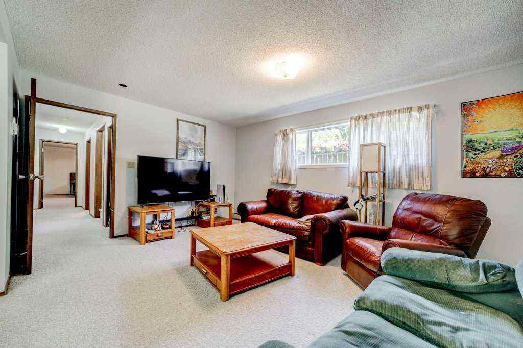 MLS® A2248220 - 615 19 Street N in Westminster Lethbridge, Residential