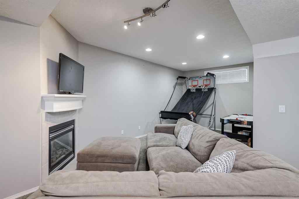 MLS® A2248222 - 260 Chaparral Ridge Circle SE in Chaparral Calgary, Residential