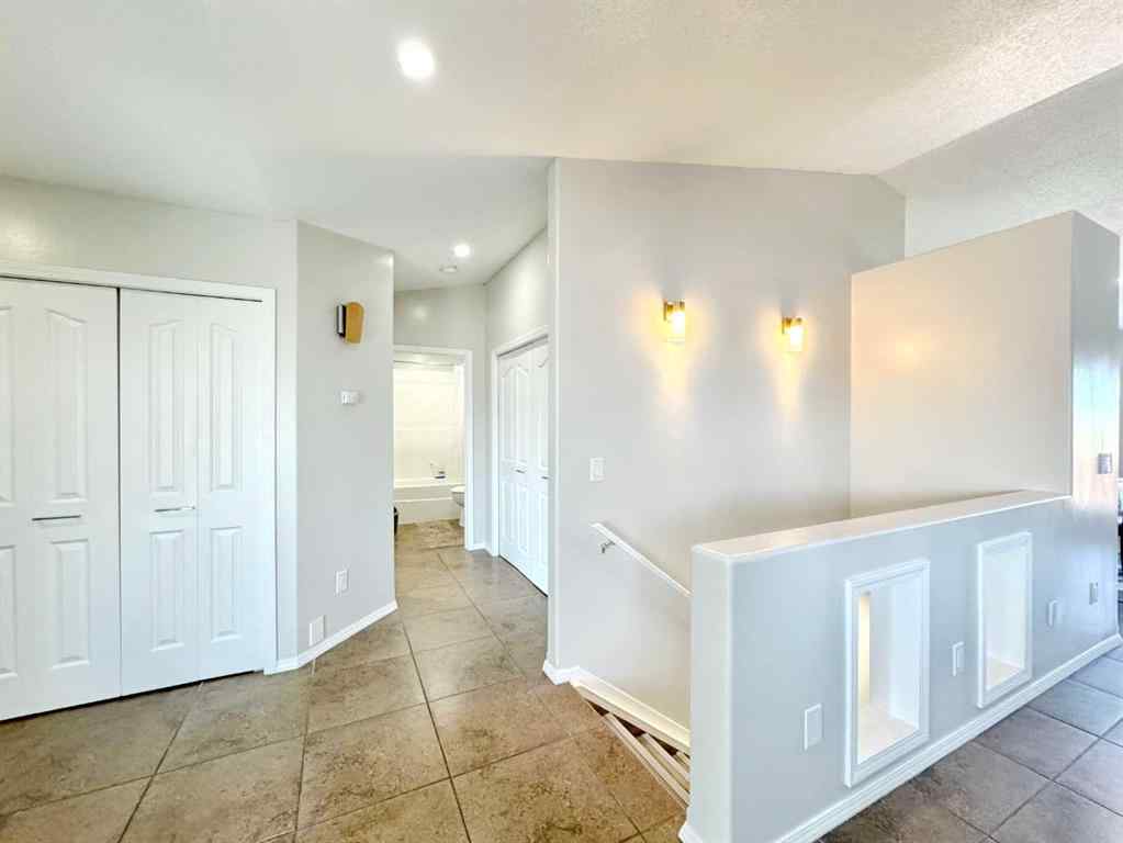 MLS® A2248226 - 941 Heritage Drive  in NONE Acme, Residential
