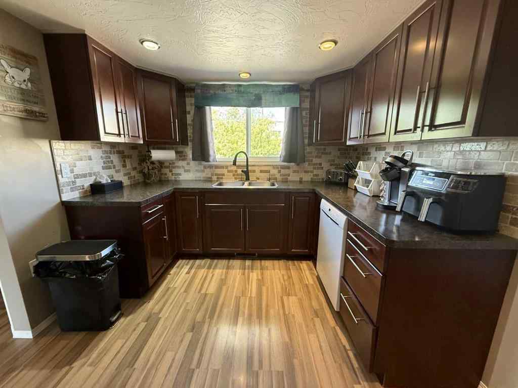 MLS® A2248228 - 512 1 Avenue W in NONE Hanna, Residential