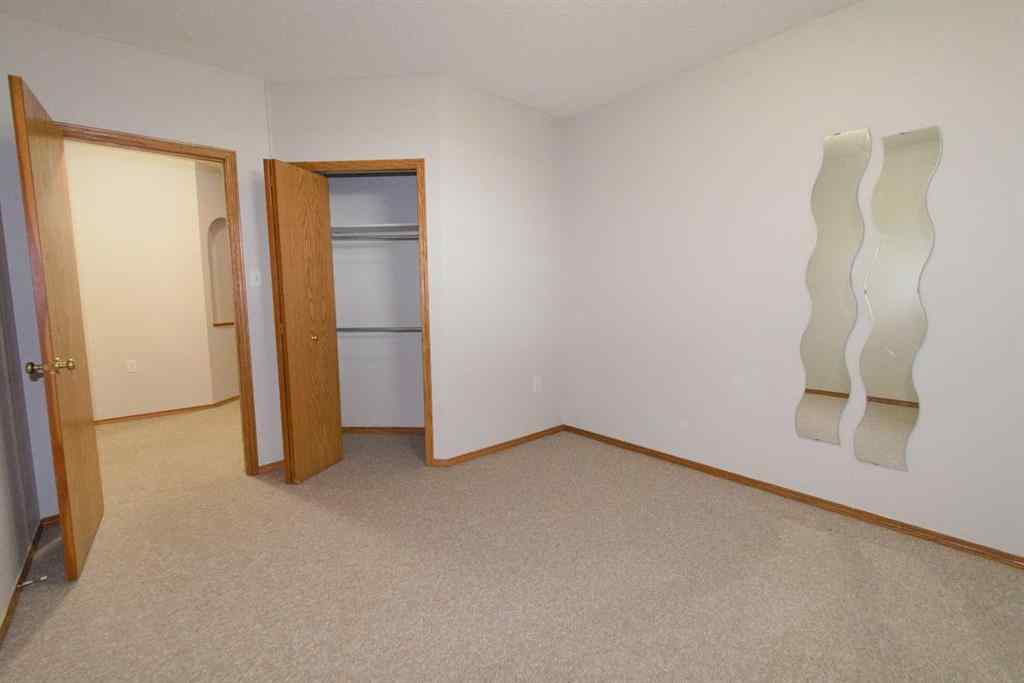 MLS® A2248230 - 35 Park Meadows Place SE in Southview-Park Meadows Medicine Hat, Residential