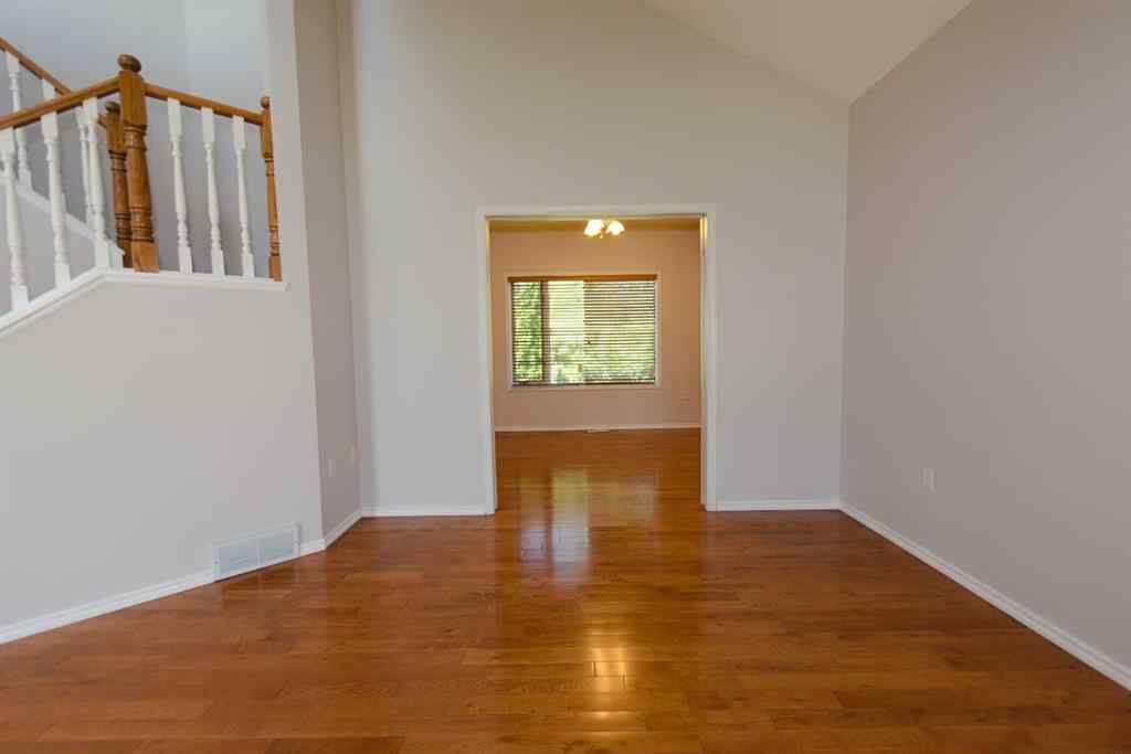 MLS® A2248230 - 35 Park Meadows Place SE in Southview-Park Meadows Medicine Hat, Residential