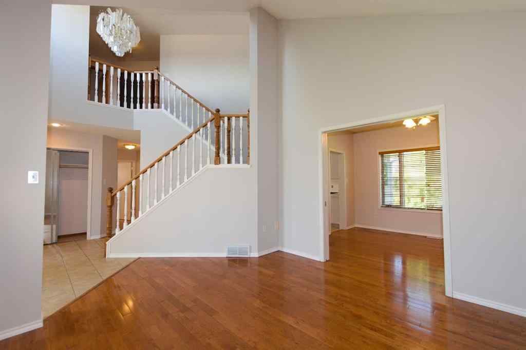 MLS® A2248230 - 35 Park Meadows Place SE in Southview-Park Meadows Medicine Hat, Residential