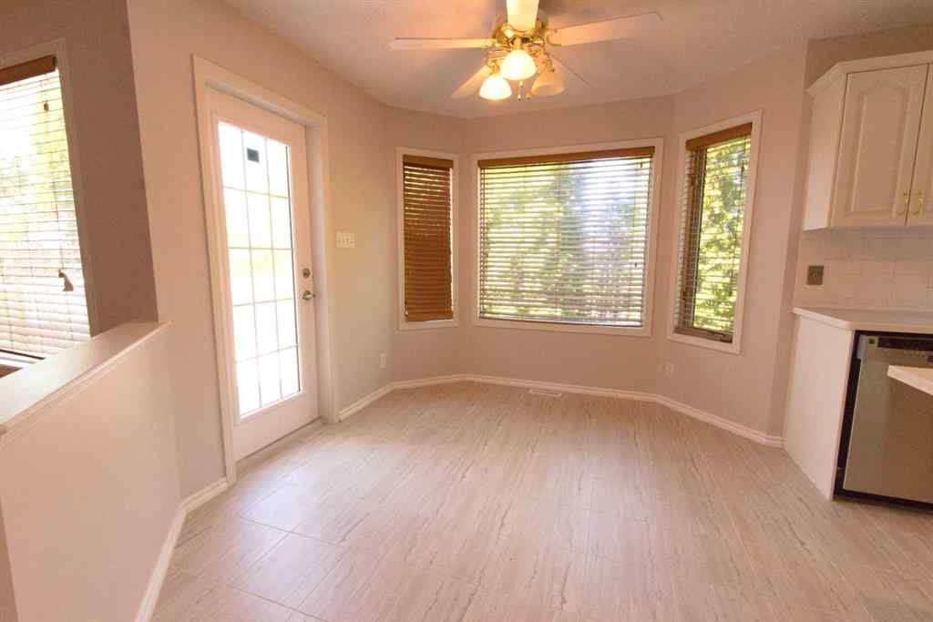 MLS® A2248230 - 35 Park Meadows Place SE in Southview-Park Meadows Medicine Hat, Residential