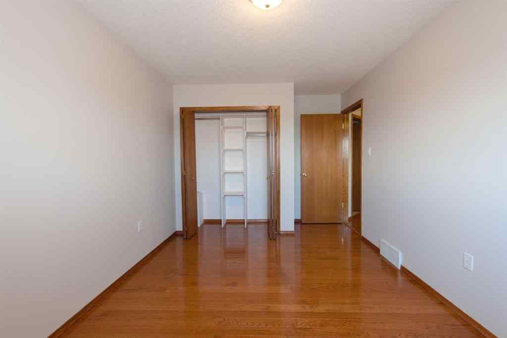 MLS® A2248230 - 35 Park Meadows Place SE in Southview-Park Meadows Medicine Hat, Residential