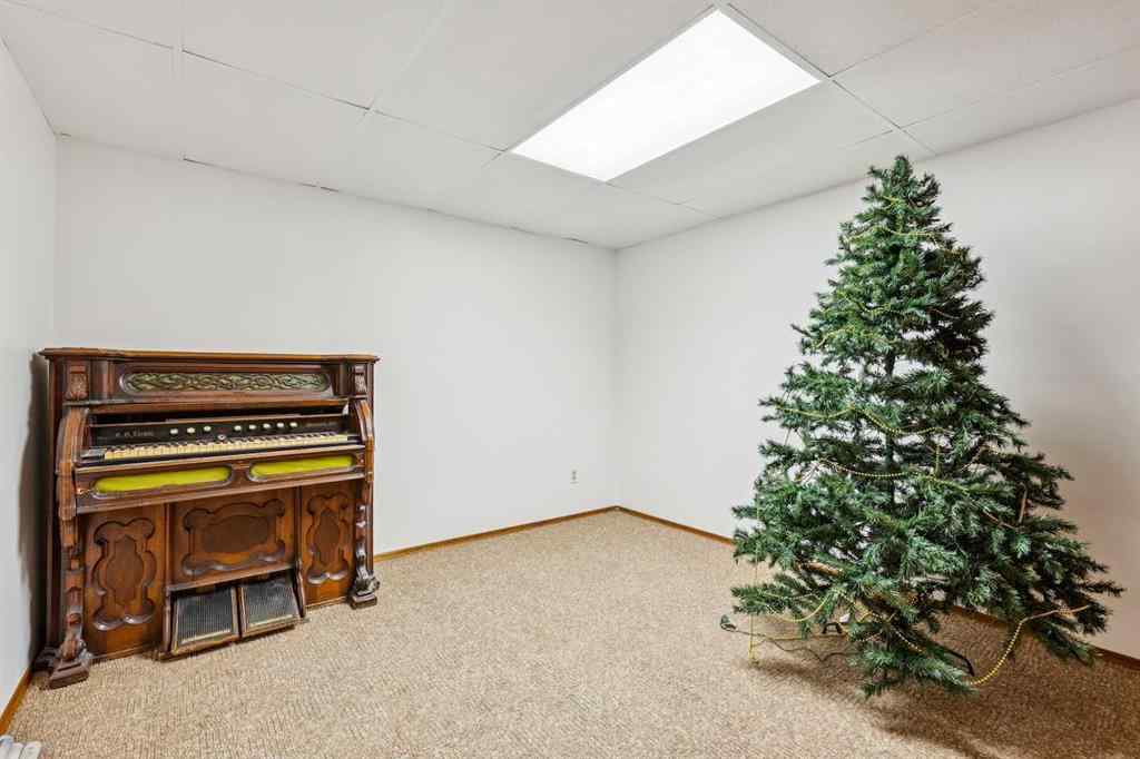 MLS® A2248241 - 904 Lake Bonavista Green SE in Lake Bonavista Calgary, Residential