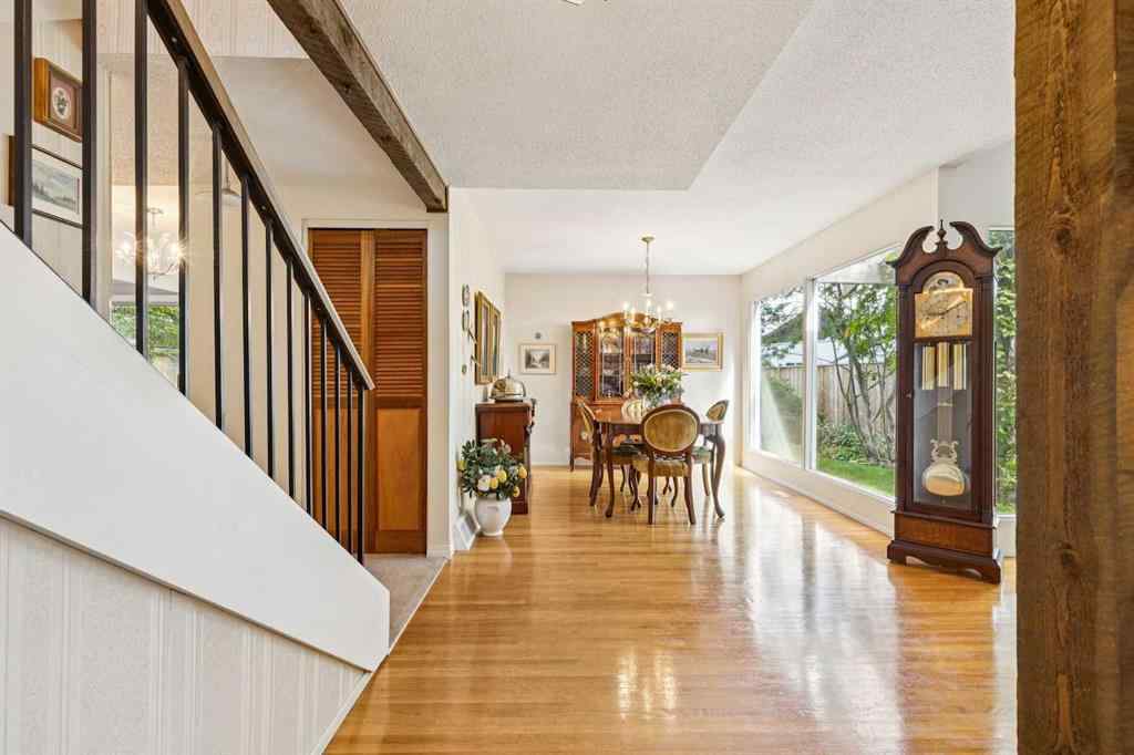 MLS® A2248241 - 904 Lake Bonavista Green SE in Lake Bonavista Calgary, Residential