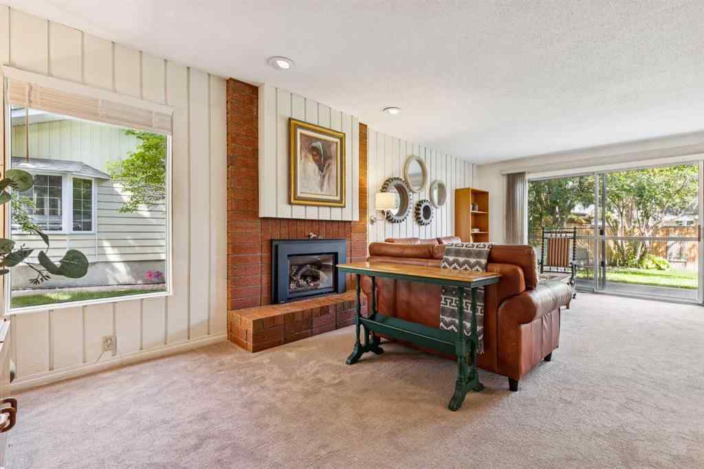MLS® A2248241 - 904 Lake Bonavista Green SE in Lake Bonavista Calgary, Residential
