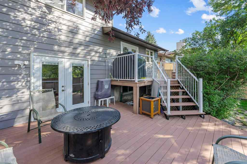 MLS® A2248242 - 7 Bernard Court NW in Beddington Heights Calgary, Residential