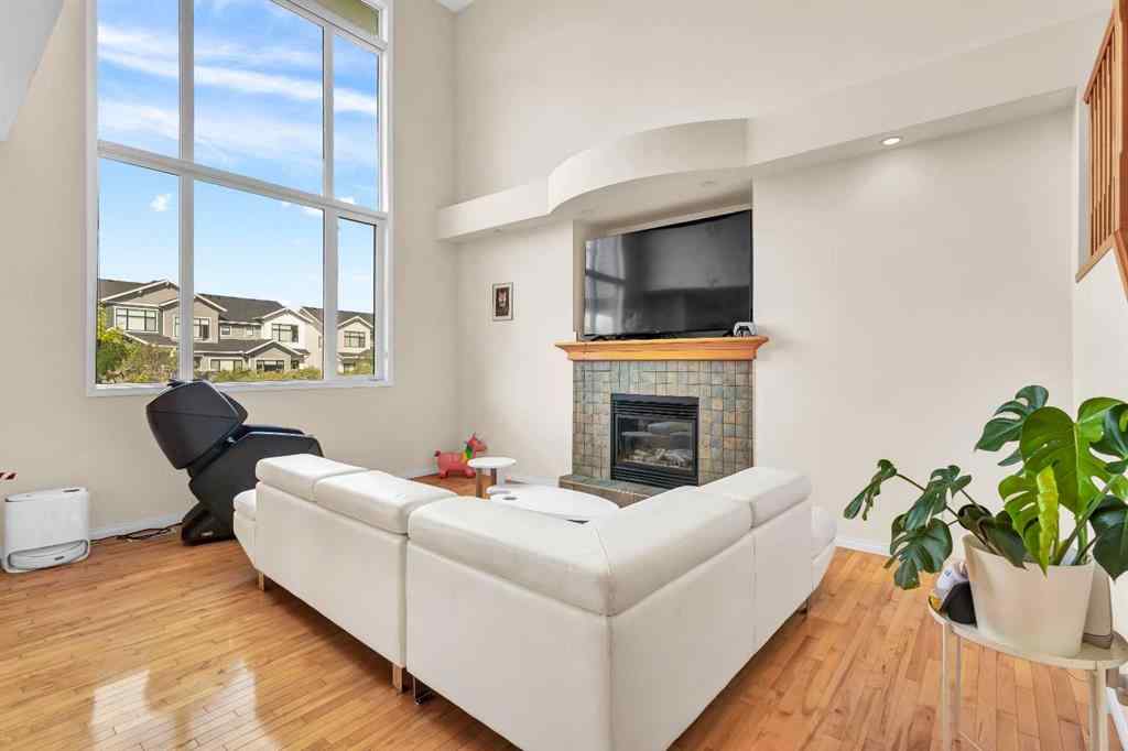 MLS® A2248243 - 511 Cresthaven Place SW in Crestmont Calgary, Residential