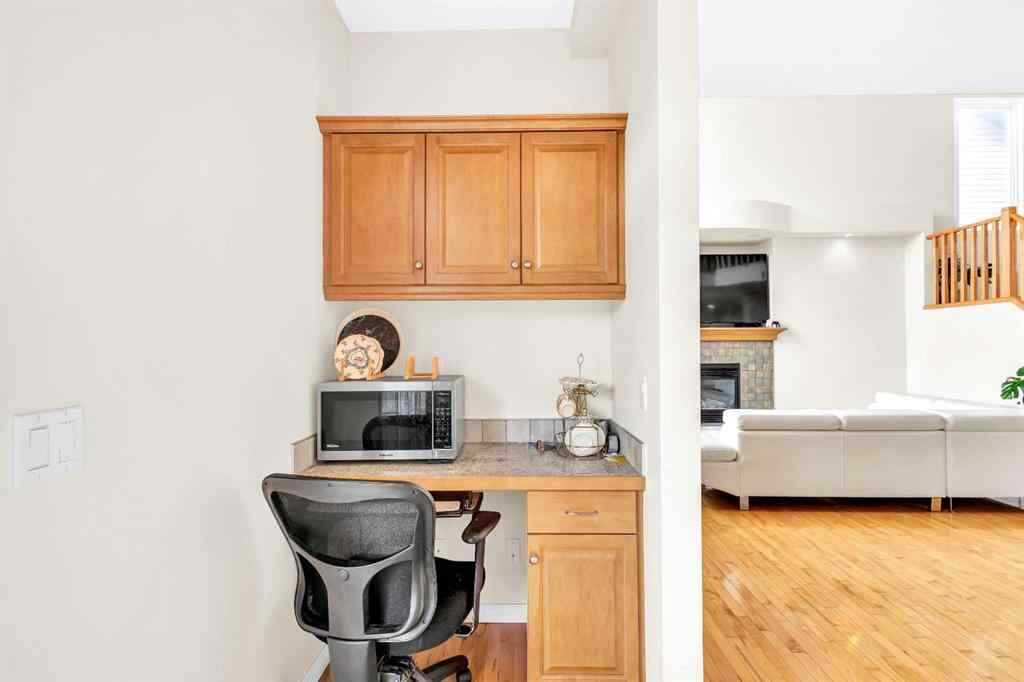 MLS® A2248243 - 511 Cresthaven Place SW in Crestmont Calgary, Residential