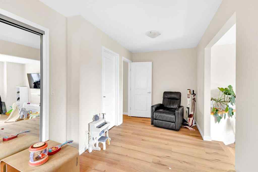 MLS® A2248243 - 511 Cresthaven Place SW in Crestmont Calgary, Residential