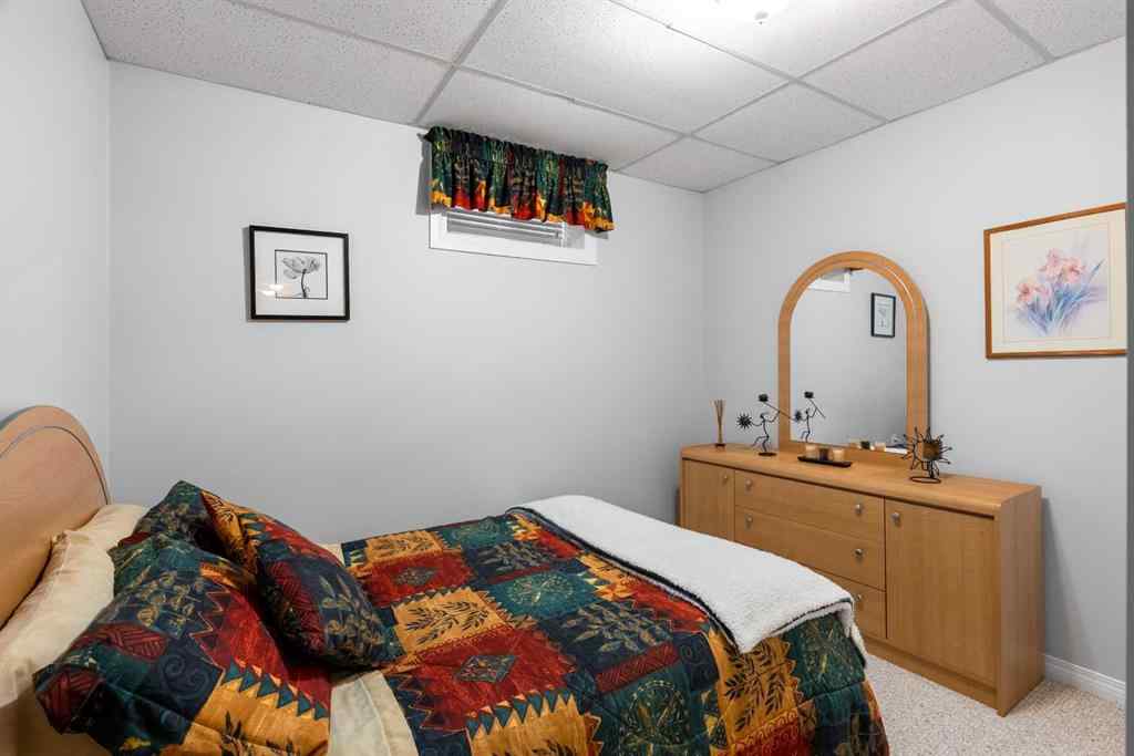 MLS® A2248245 - 125 Whiteoak Garden  in Thickwood Fort McMurray, Residential