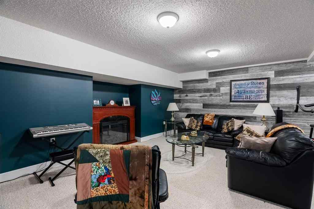 MLS® A2248245 - 125 Whiteoak Garden  in Thickwood Fort McMurray, Residential