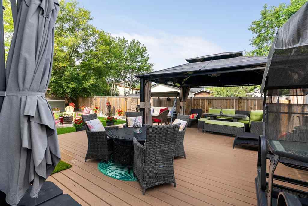 MLS® A2248245 - 125 Whiteoak Garden  in Thickwood Fort McMurray, Residential