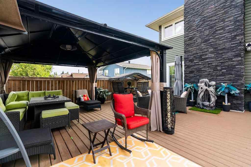 MLS® A2248245 - 125 Whiteoak Garden  in Thickwood Fort McMurray, Residential