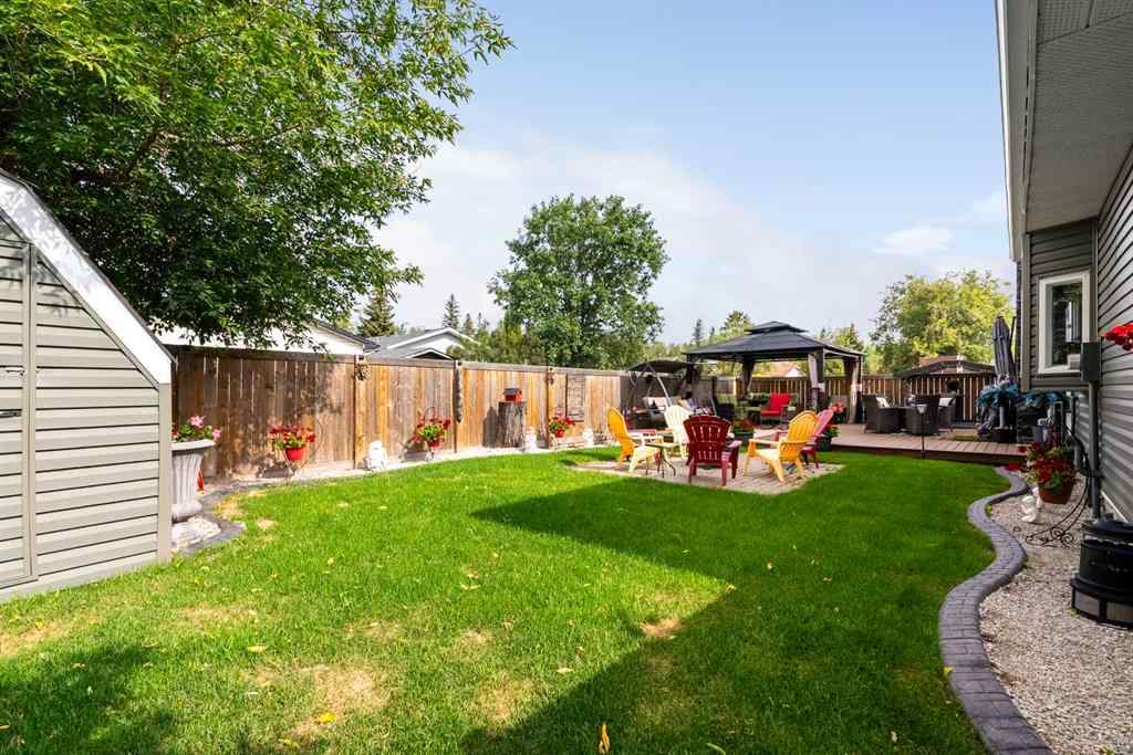 MLS® A2248245 - 125 Whiteoak Garden  in Thickwood Fort McMurray, Residential