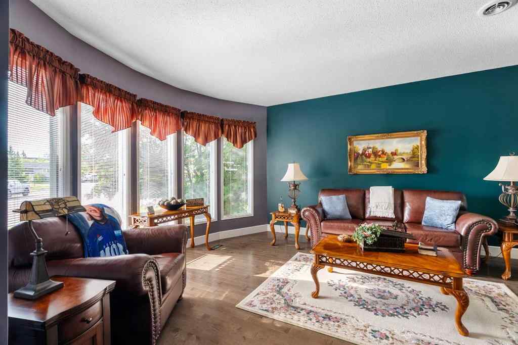 MLS® A2248245 - 125 Whiteoak Garden  in Thickwood Fort McMurray, Residential