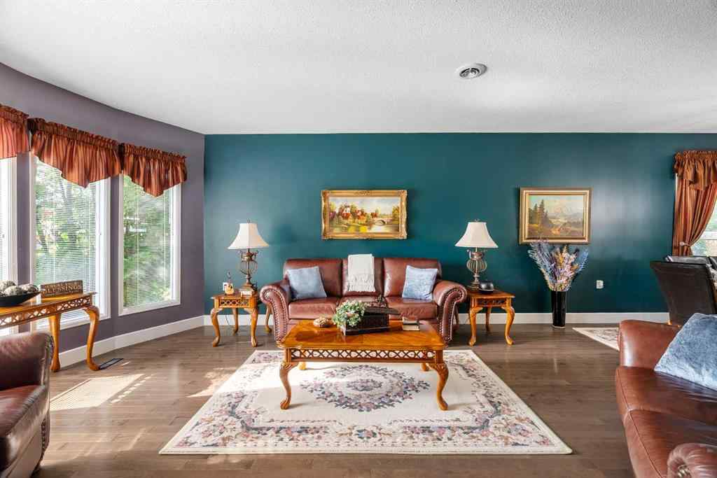 MLS® A2248245 - 125 Whiteoak Garden  in Thickwood Fort McMurray, Residential