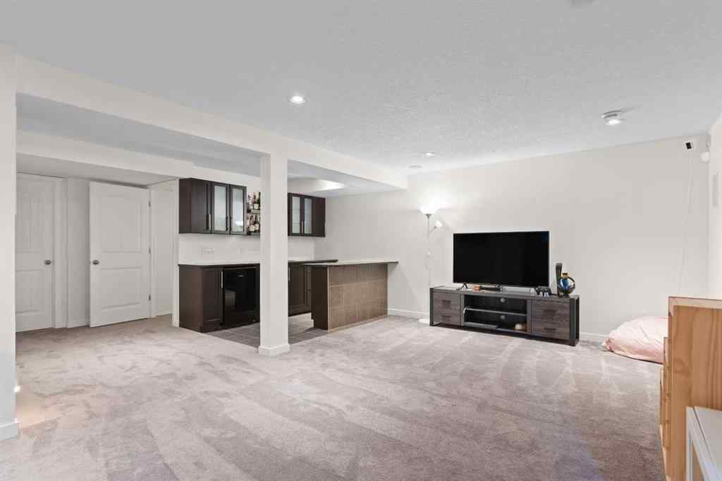 MLS® A2248251 - 99 Royal Ridge Rise NW in Royal Oak Calgary, Residential