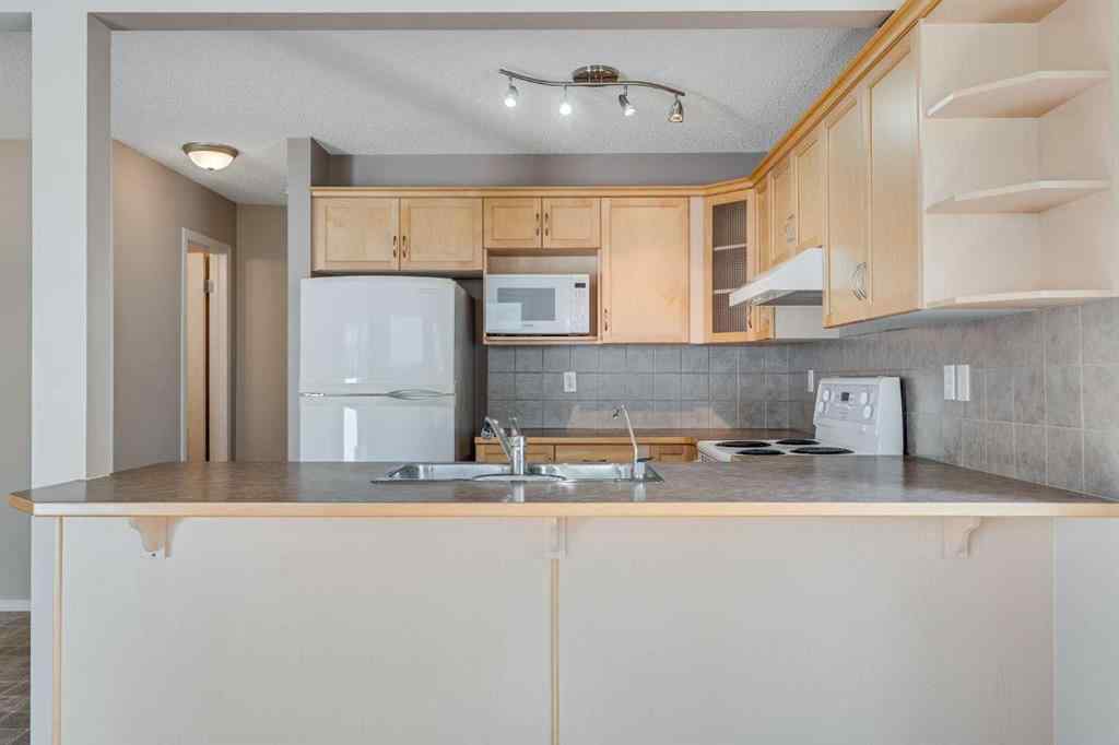 MLS® A2248253 - 47 Country Village Circle NE in Country Hills Village Calgary, Residential