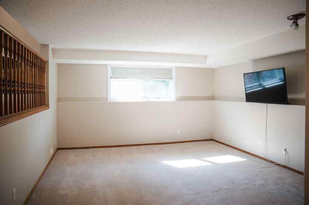 MLS® A2248257 - 445 Rocky Ridge Bay NW in Rocky Ridge Calgary, Residential