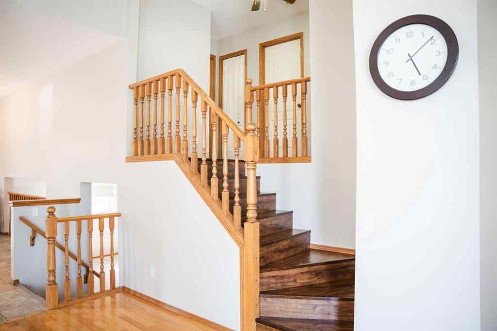 MLS® A2248257 - 445 Rocky Ridge Bay NW in Rocky Ridge Calgary, Residential