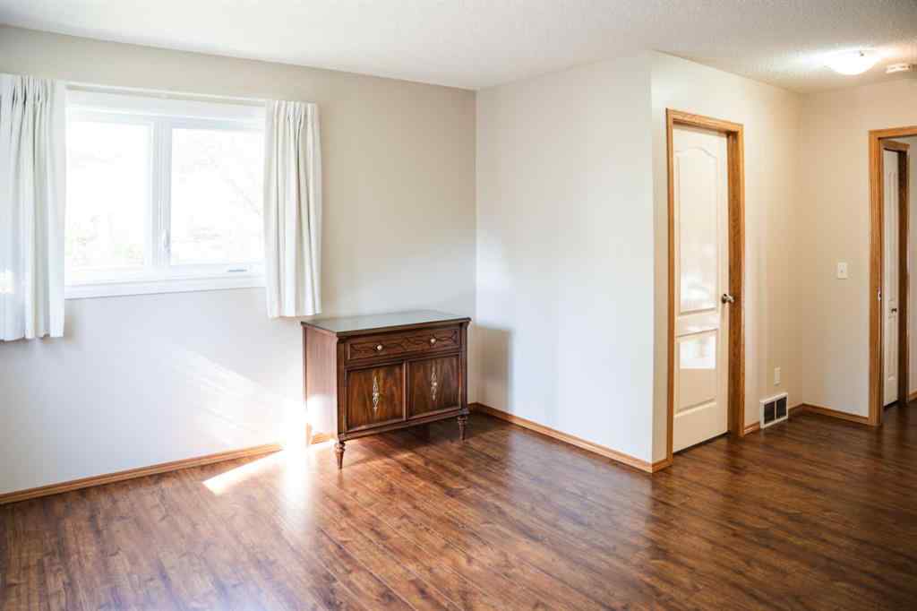 MLS® A2248257 - 445 Rocky Ridge Bay NW in Rocky Ridge Calgary, Residential