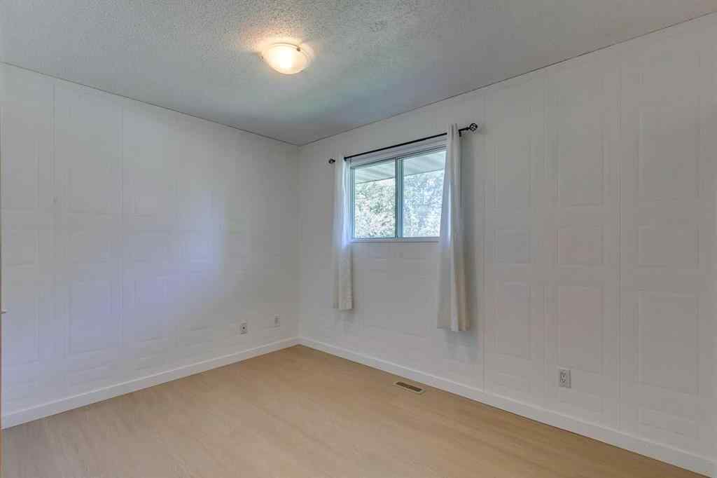 MLS® A2248258 - 2823 Dover Ridge Drive SE in Dover Calgary, Residential