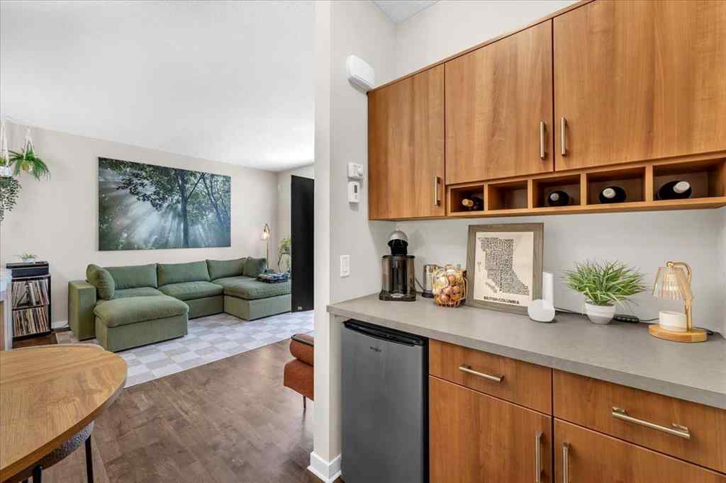 MLS® A2248261 - Unit #315 10 Auburn Bay Avenue SE in Auburn Bay Calgary, Residential