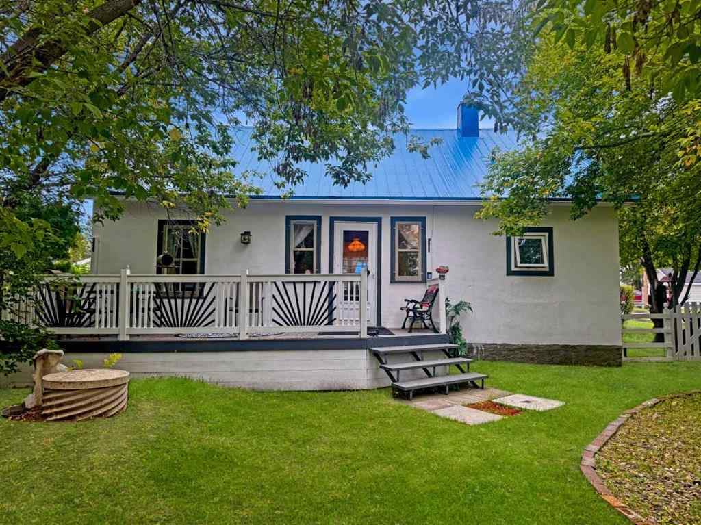 MLS® A2248271 - 20 Railway Avenue  in NONE Mervin, Residential
