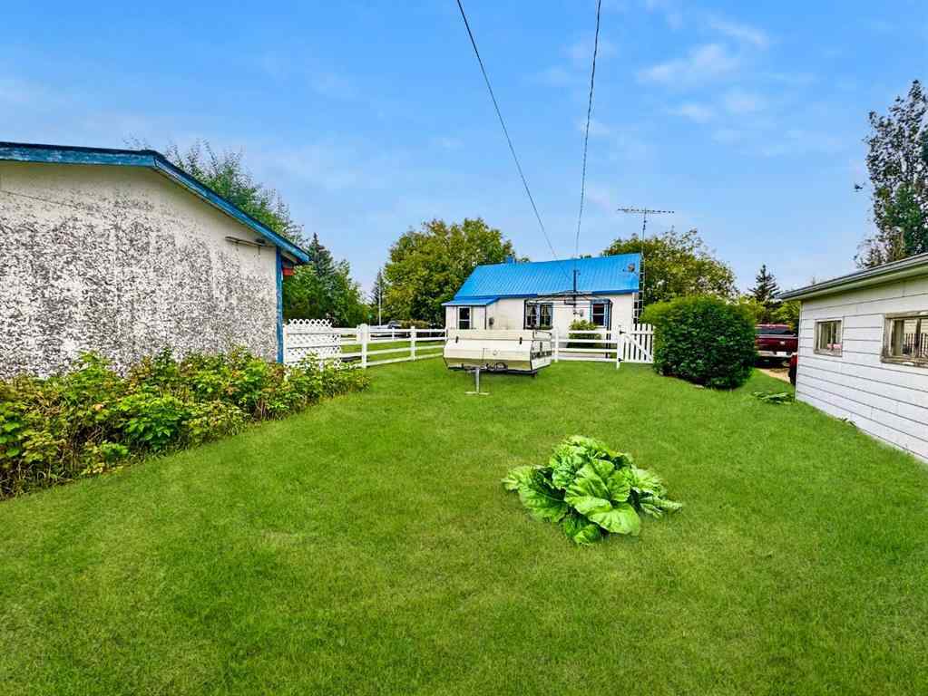 MLS® A2248271 - 20 Railway Avenue  in NONE Mervin, Residential