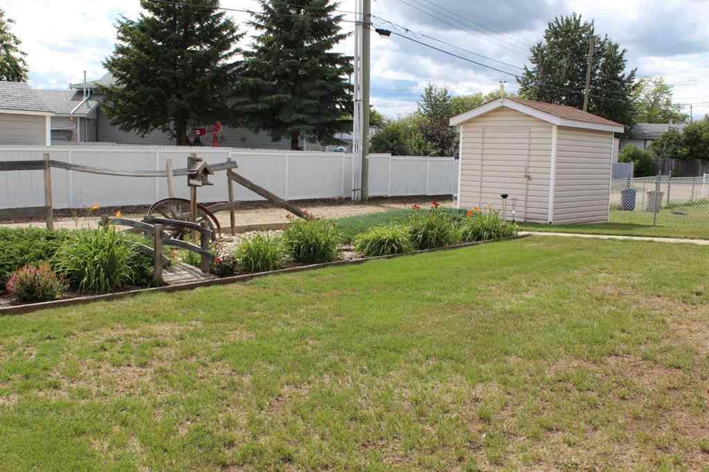 MLS® A2248277 - 403 5th Avenue NE in NONE Manning, Residential