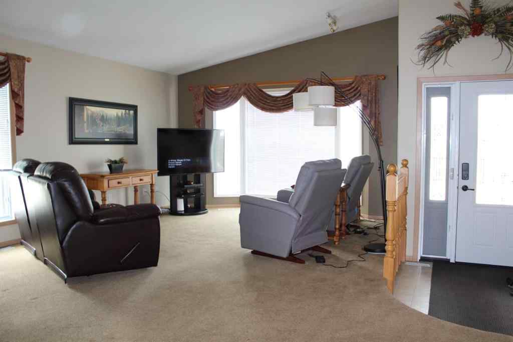 MLS® A2248277 - 403 5th Avenue NE in NONE Manning, Residential