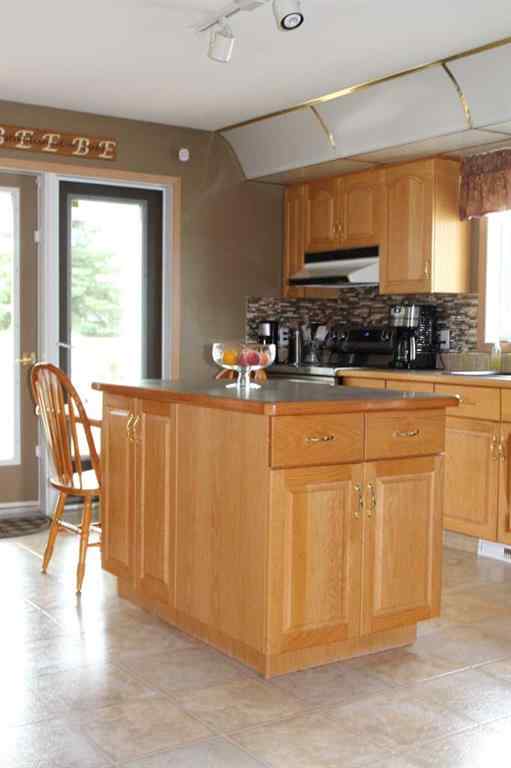 MLS® A2248277 - 403 5th Avenue NE in NONE Manning, Residential